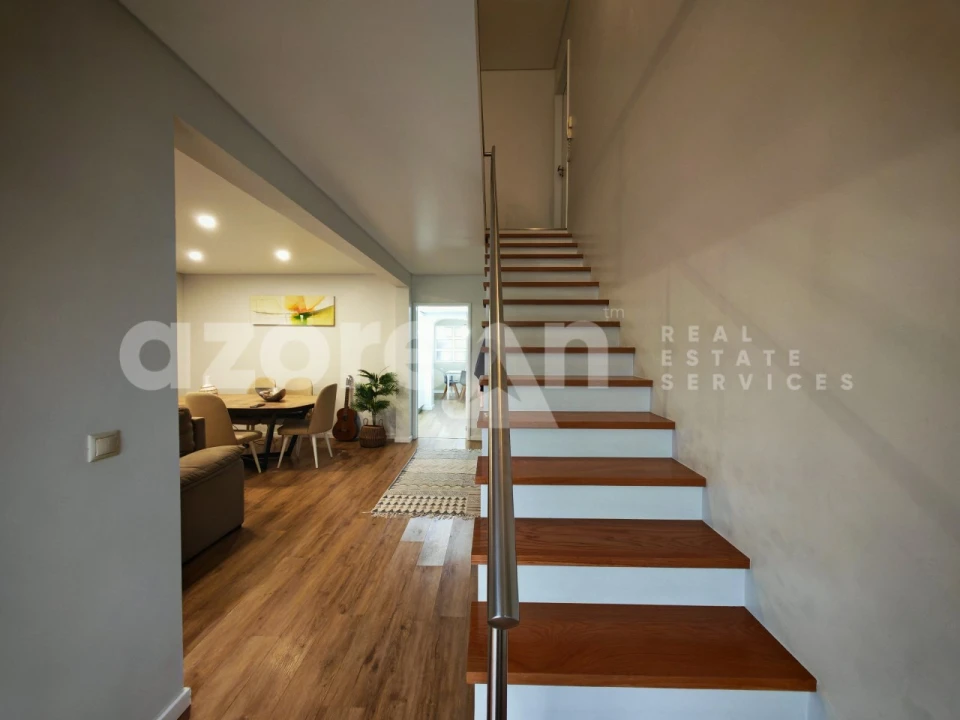 Moradia T4 para Venda em Fajã de Cima Foto 12