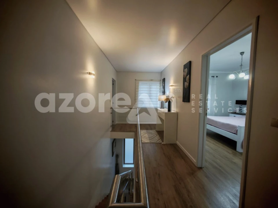 Moradia T4 para Venda em Fajã de Cima Foto 13