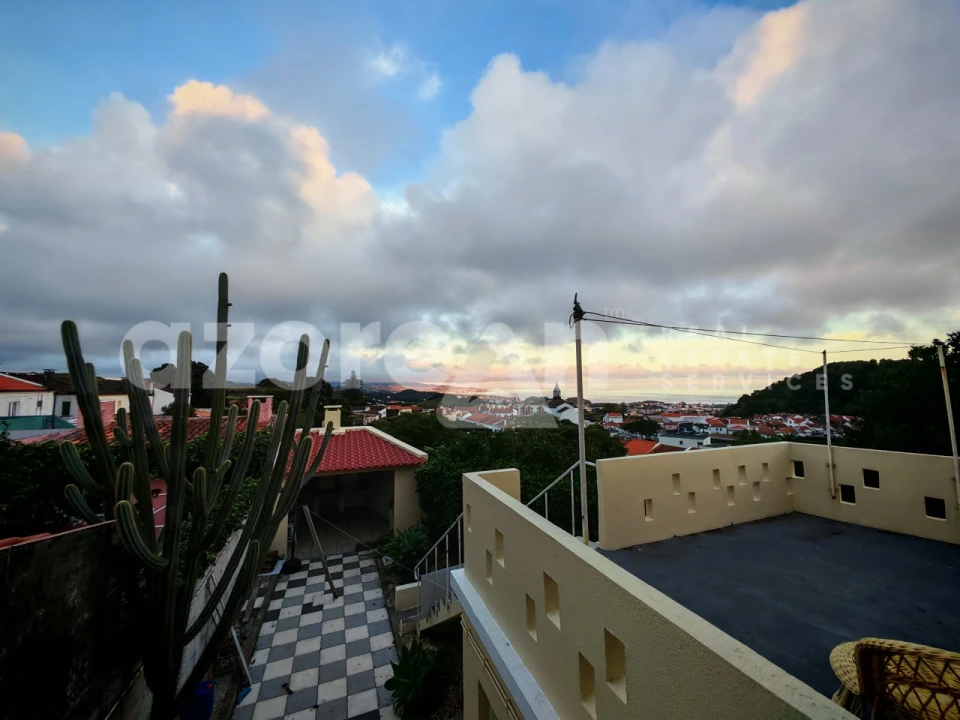 Moradia T4 para Venda em Fajã de Cima Foto 25