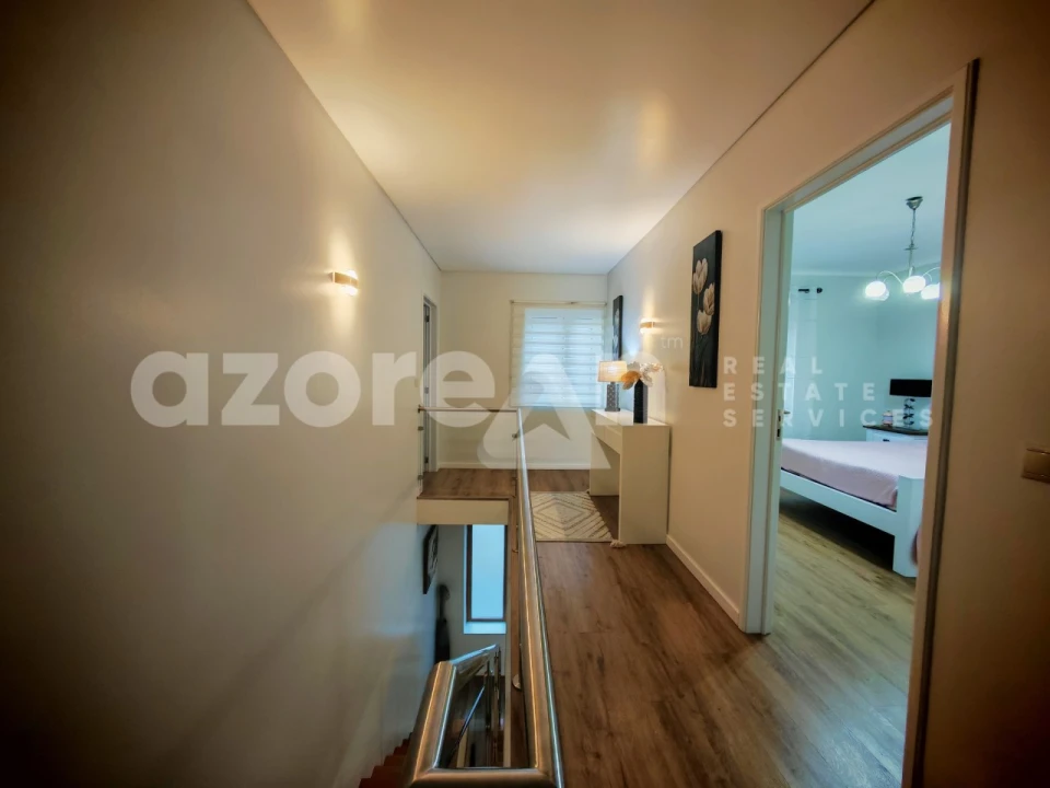 Moradia T4 para Venda em Fajã de Cima Foto 12