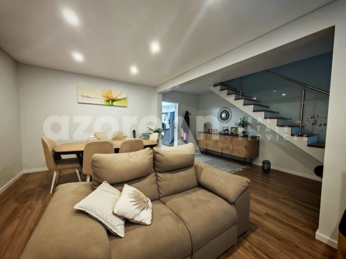 Moradia T4 para Venda em Fajã de Cima Foto 6