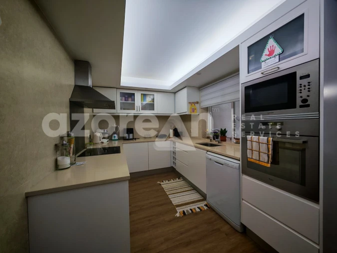 Moradia T4 para Venda em Fajã de Cima Foto 8