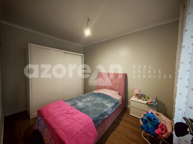 Moradia T4 para Venda em Fajã de Cima Foto 16