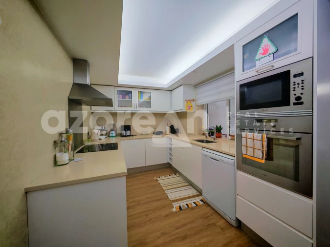 Moradia T4 para Venda em Fajã de Cima Foto 7