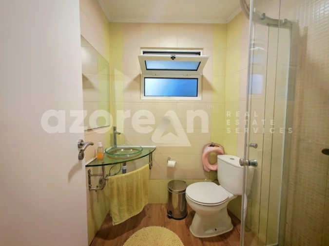 Moradia T4 para Venda em Fajã de Cima Foto 11