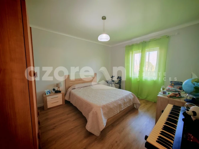 Moradia T4 para Venda em Fajã de Cima Foto 18