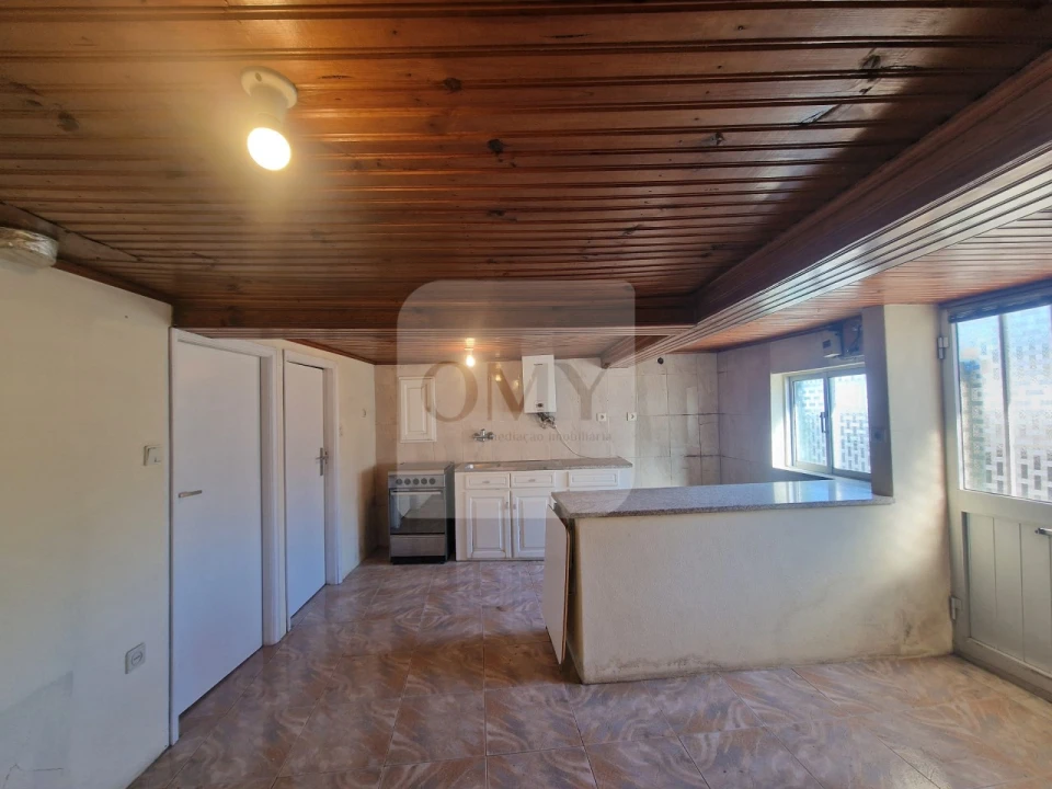 Moradia T1 para Venda em Nossa Senhora da Conceição, São Pedro e São Dinis Foto 3