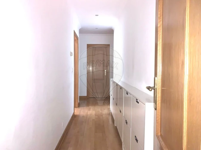 Apartamento T3 para Arrendamento em Alcabideche Foto 11