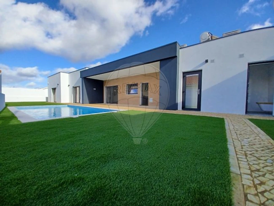 Moradia T4 para Venda em Azeitão (São Lourenço e São Simão) Foto 8
