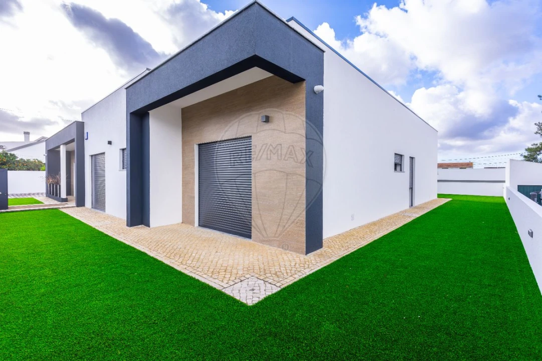 Moradia T4 para Venda em Azeitão (São Lourenço e São Simão) Foto 34