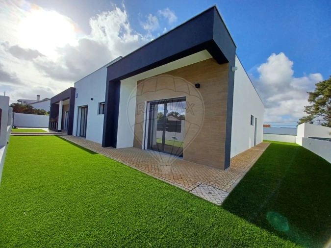 Moradia T4 para Venda em Azeitão (São Lourenço e São Simão) Foto 2