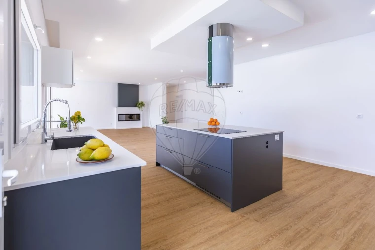 Moradia T4 para Venda em Azeitão (São Lourenço e São Simão) Foto 28