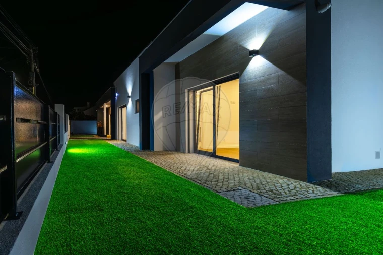 Moradia T4 para Venda em Azeitão (São Lourenço e São Simão) Foto 40