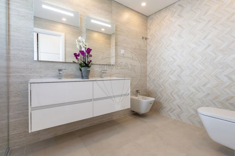 Moradia T4 para Venda em Azeitão (São Lourenço e São Simão) Foto 16