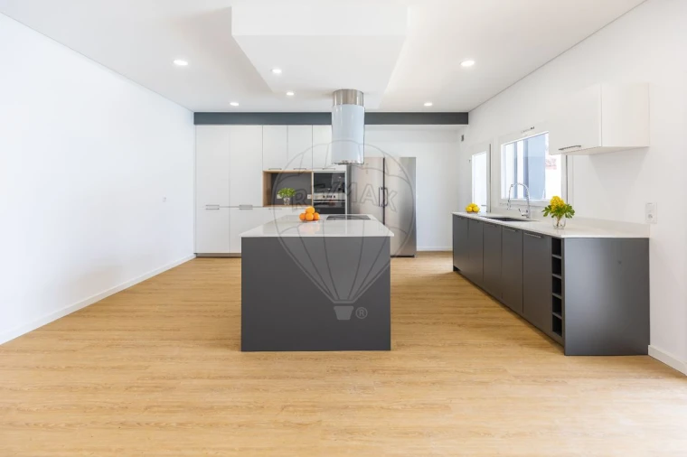 Moradia T4 para Venda em Azeitão (São Lourenço e São Simão) Foto 26