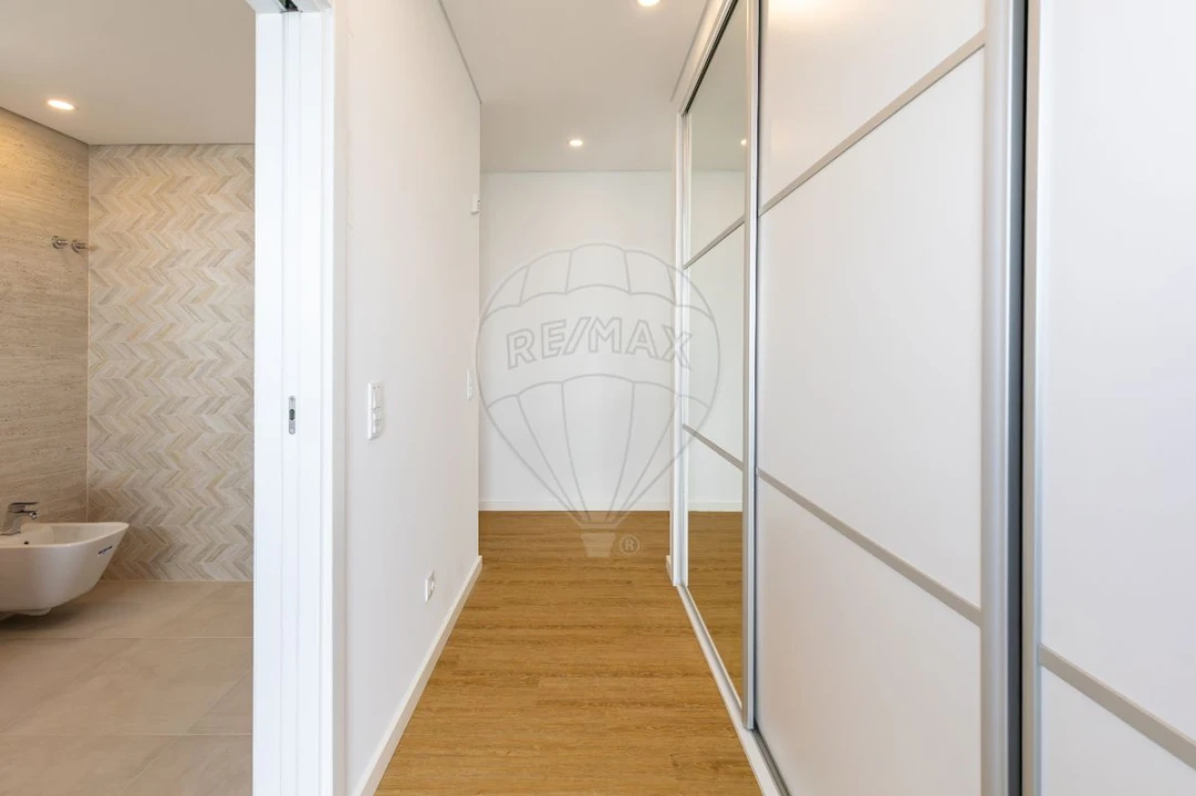 Moradia T4 para Venda em Azeitão (São Lourenço e São Simão) Foto 15