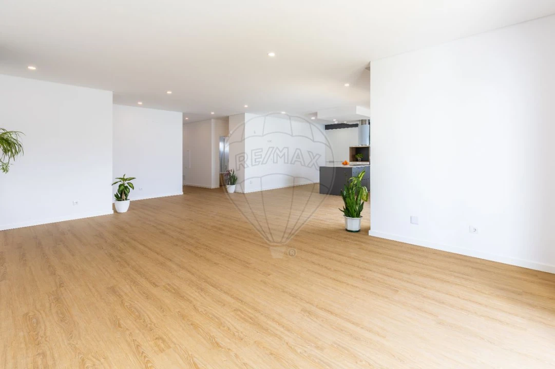 Moradia T4 para Venda em Azeitão (São Lourenço e São Simão) Foto 25