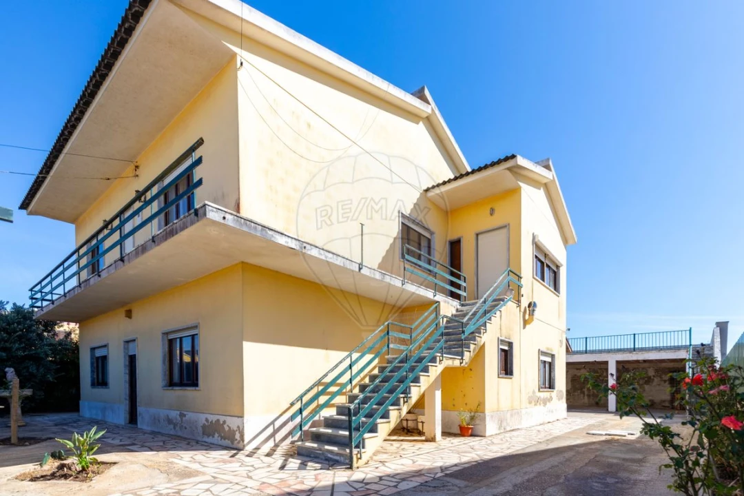 Moradia T5 para Venda em Freiria Foto 33