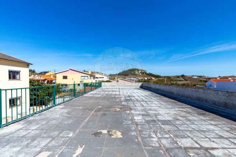 Moradia T5 para Venda em Freiria Foto 39