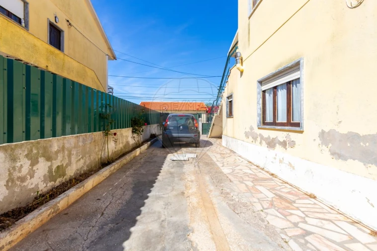 Moradia T5 para Venda em Freiria Foto 37