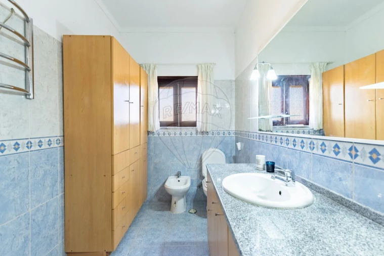 Moradia T5 para Venda em Freiria Foto 23