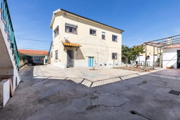 Moradia T5 para Venda em Freiria Foto 28