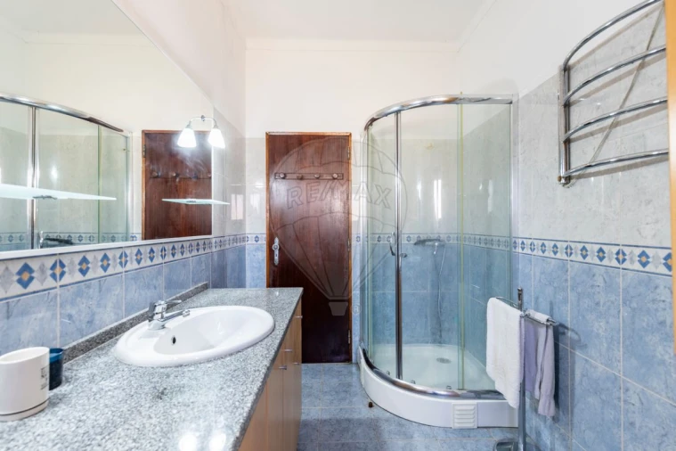 Moradia T5 para Venda em Freiria Foto 20