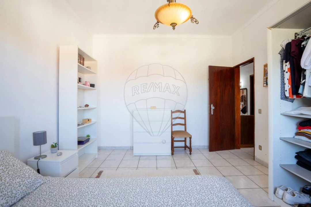 Moradia T5 para Venda em Freiria Foto 22