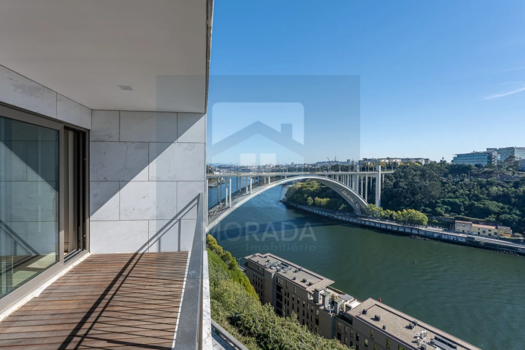 Apartamento T3 para Venda em Lordelo do Ouro e Massarelos Foto 2