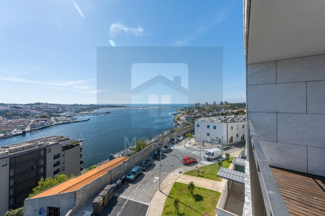 Apartamento T3 para Venda em Lordelo do Ouro e Massarelos Foto 12