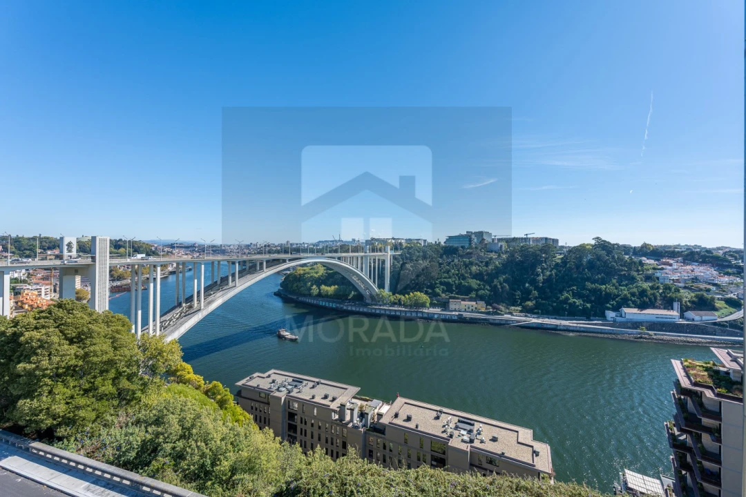 Apartamento T3 para Venda em Lordelo do Ouro e Massarelos Foto 14
