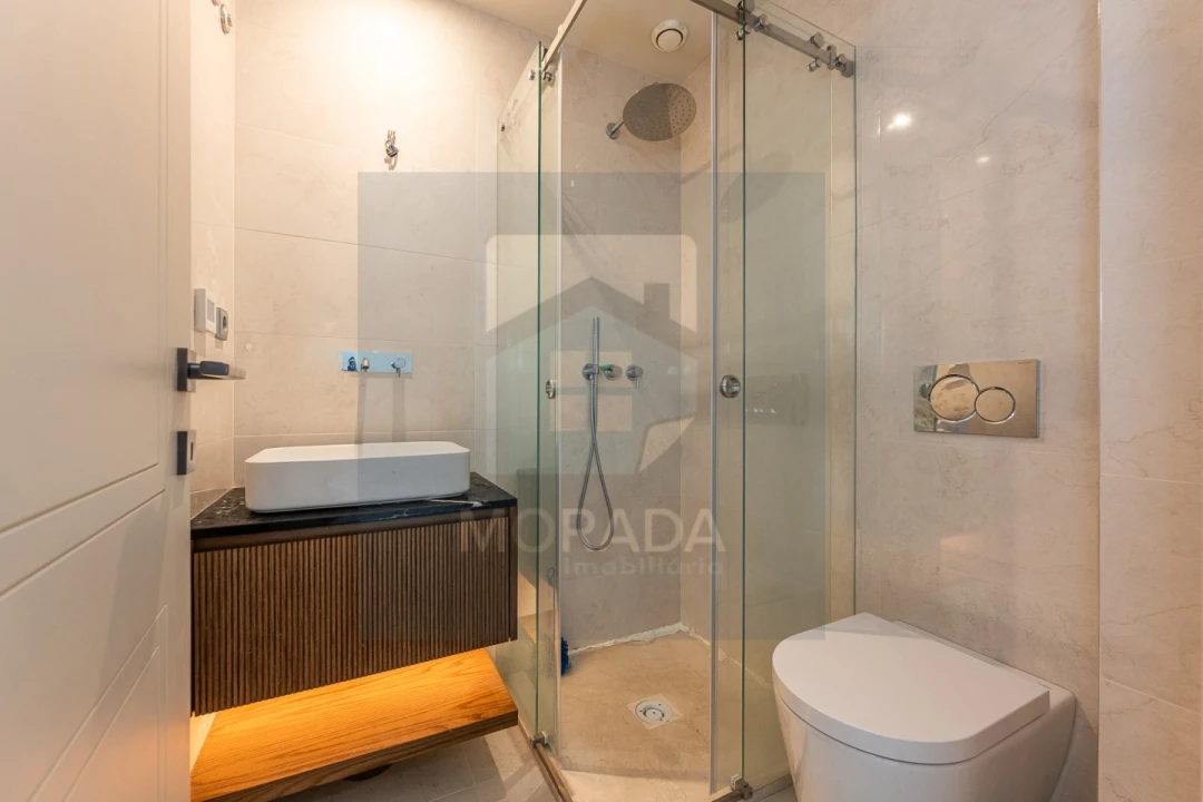 Apartamento T3 para Venda em Lordelo do Ouro e Massarelos Foto 25