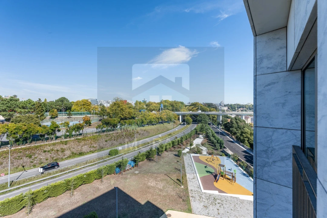 Apartamento T3 para Venda em Lordelo do Ouro e Massarelos Foto 30