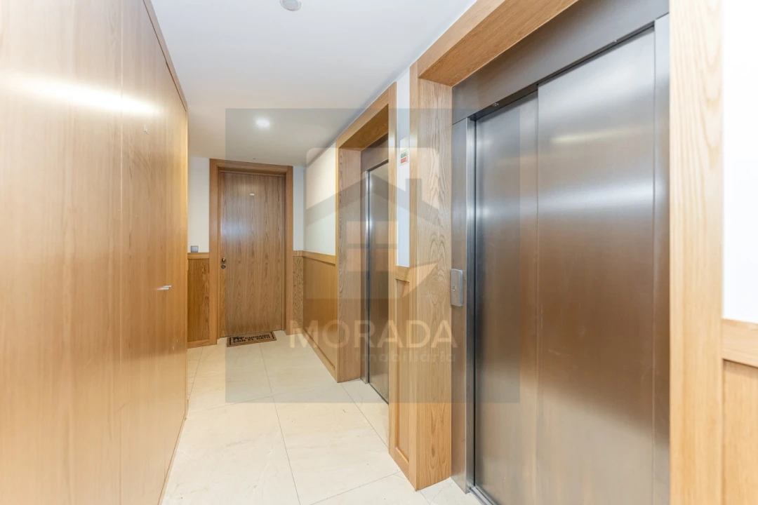 Apartamento T3 para Venda em Lordelo do Ouro e Massarelos Foto 35