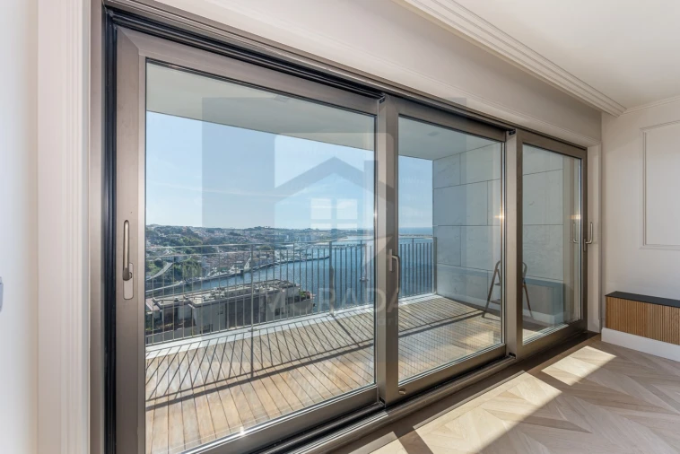 Apartamento T3 para Venda em Lordelo do Ouro e Massarelos Foto 10