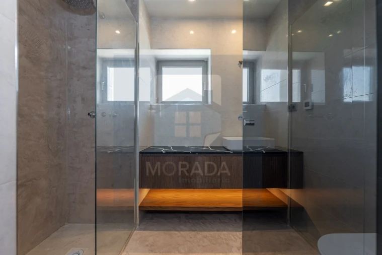 Apartamento T3 para Venda em Lordelo do Ouro e Massarelos Foto 18