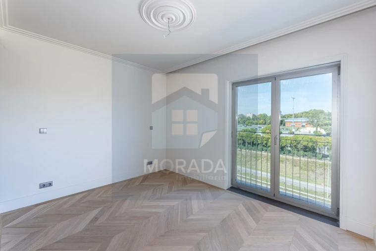 Apartamento T3 para Venda em Lordelo do Ouro e Massarelos Foto 27