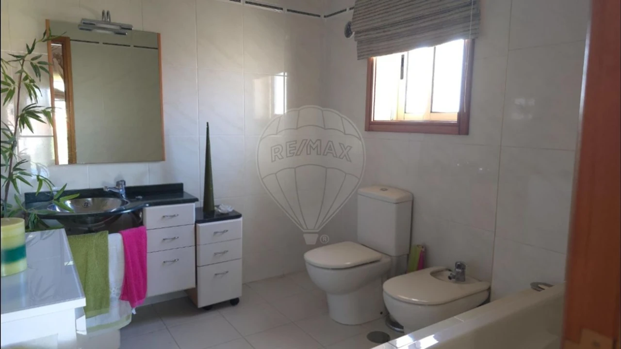 Moradia T3 para Venda em São João da Madeira Foto 41