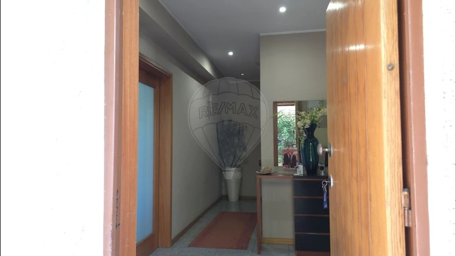 Moradia T3 para Venda em São João da Madeira Foto 15