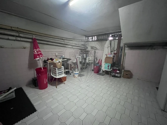 Negócio para Venda em Espinho Foto 6