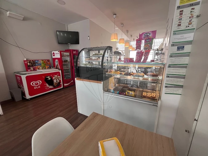 Negócio para Venda em Espinho Foto 2