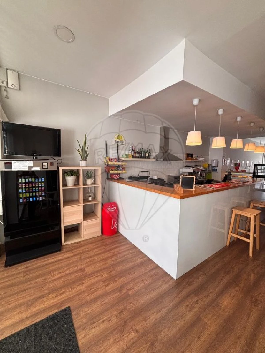 Negócio para Venda em Espinho Foto 13