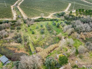 Terreno para Venda em Achete, Azoia de Baixo e Póvoa de Santarém