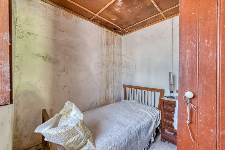 Moradia T2 para Venda em Beco Foto 12