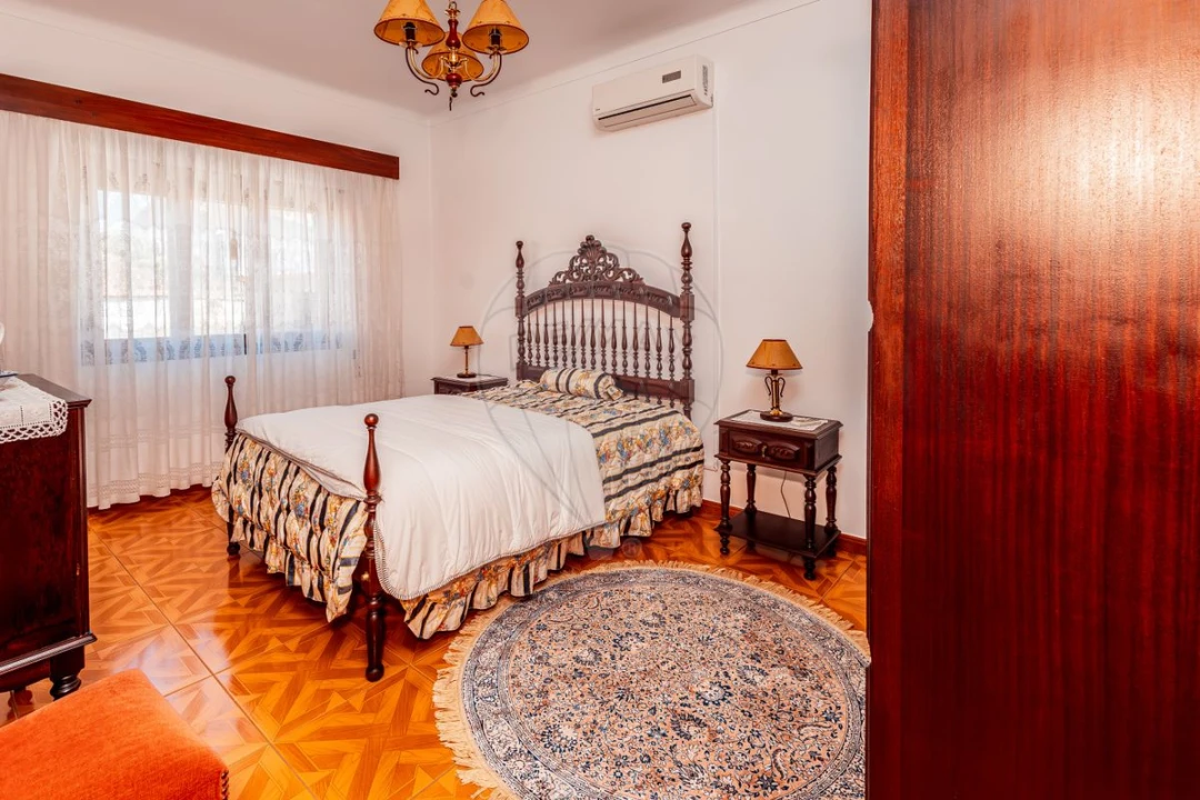 Quinta T8 para Venda em Azoia de Cima e Tremês Foto 16