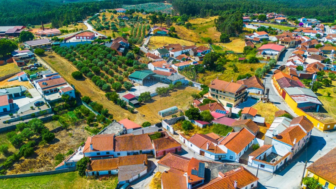 Quinta T8 para Venda em Azoia de Cima e Tremês Foto 39