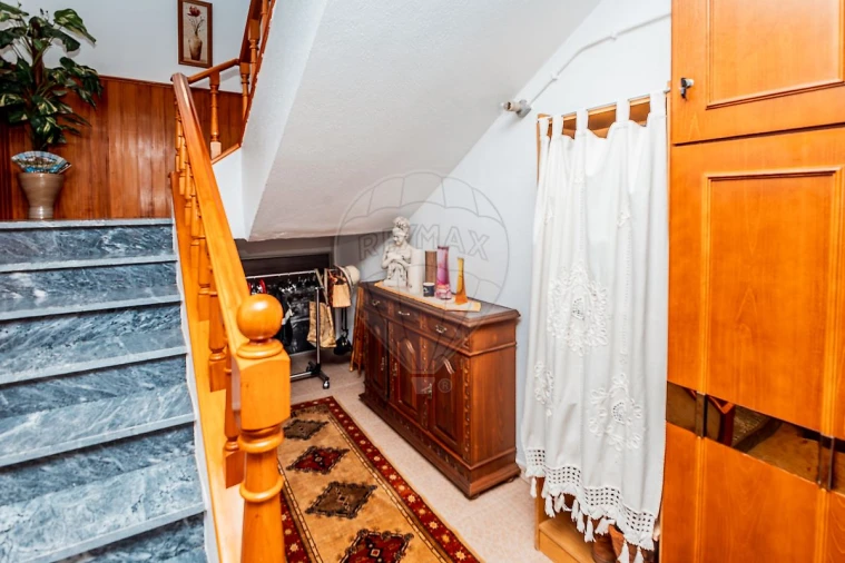 Quinta T8 para Venda em Azoia de Cima e Tremês Foto 27