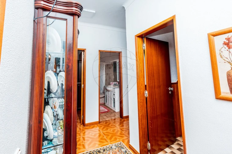 Quinta T8 para Venda em Azoia de Cima e Tremês Foto 14