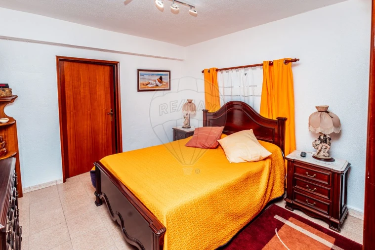 Quinta T8 para Venda em Azoia de Cima e Tremês Foto 37