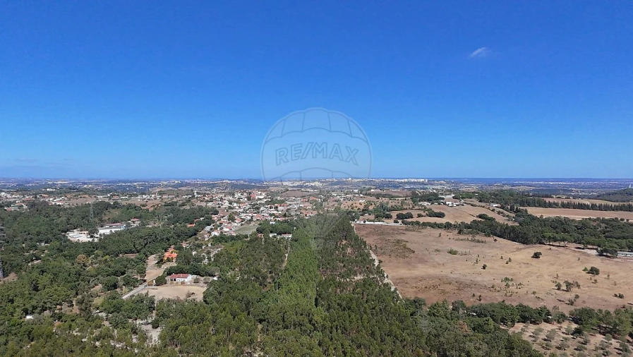 Terreno para Venda em Povoa da Isenta Foto 2